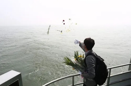 骨灰海撒会污染环境吗